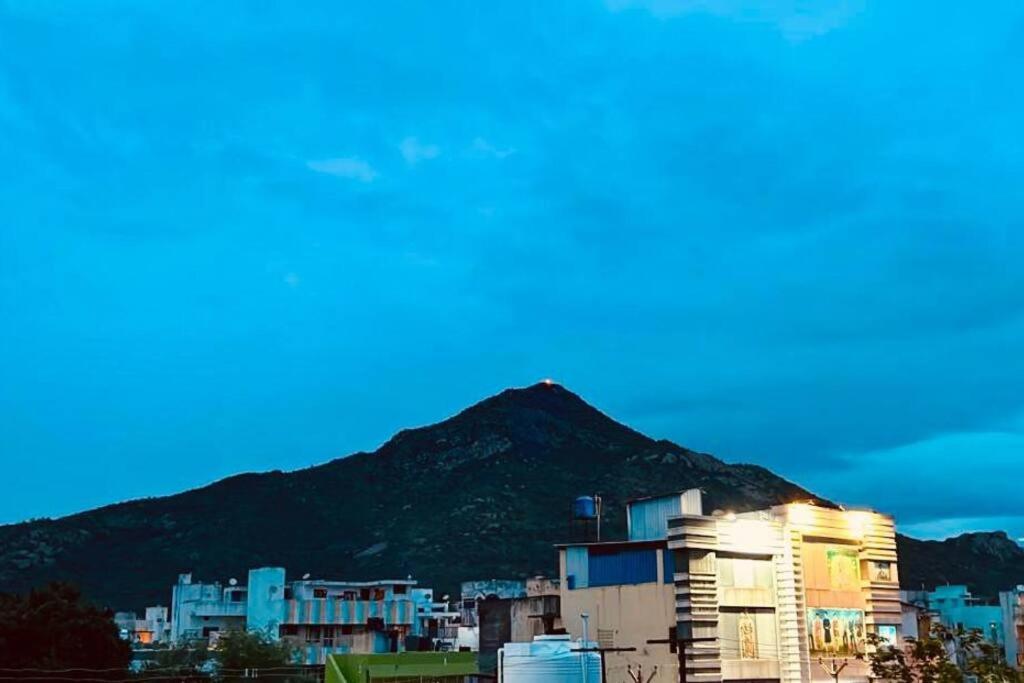 Kr Homestay Tiruvannāmalai Exterior foto